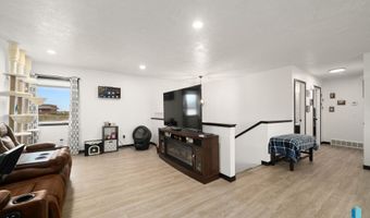 2026 ACE Ave, Brookings, SD 57006