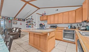 16043 Saint Timothy Rd, Apple Valley, CA 92307