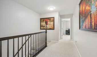 33 N Lincoln Ln, Arlington Heights, IL 60004