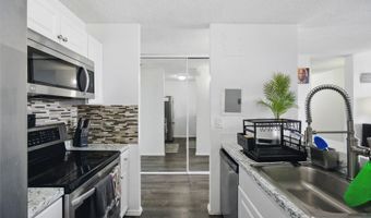 98-500 Koauka Loop 18A, Aiea, HI 96701