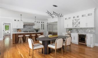105 Princess Pine Dr, East Greenwich, RI 02818