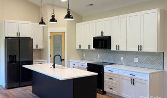15 Woodchuck Cv, Alexander, NC 28701