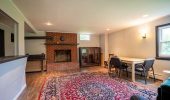 2152 Old Silo Rd, Barnet, VT 05819