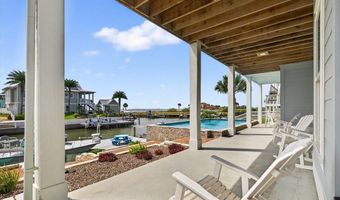 1013 St John Ct, Rockport, TX 78382