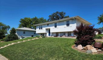 2110 Oak St, Atlantic, IA 50022