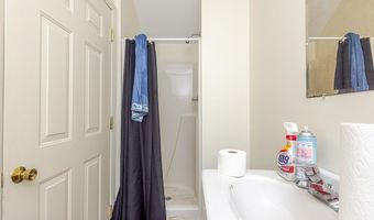 5 Northern Blvd 7, Amherst, NH 03031