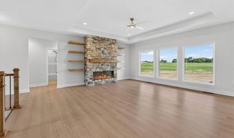 422 NE Lakota Dr, Adrian, MO 64720