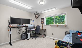 18385 SW DIVISION St, Beaverton, OR 97078