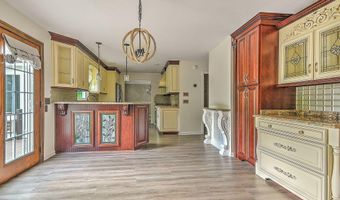 19328 Stirrup Dr, Abingdon, VA 24211