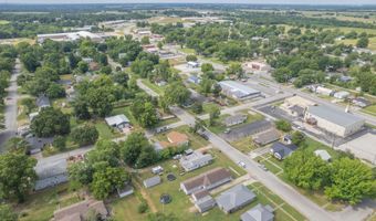 2018 East Ave, Baxter Springs, KS 66713