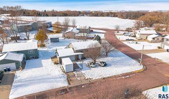 509 Aana Ave, Baltic, SD 57003
