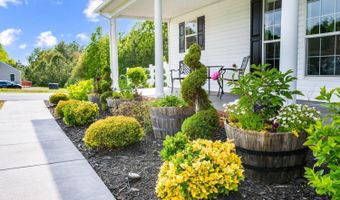 136 Montfair Dr, Amherst, VA 24521