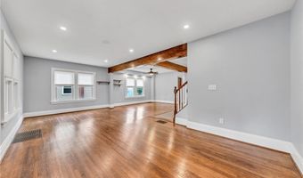 175 Highland Dr, Amherst, NY 14221