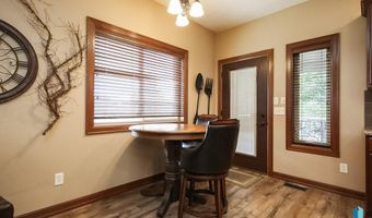 1809 W Ashton Trl, Brandon, SD 57005