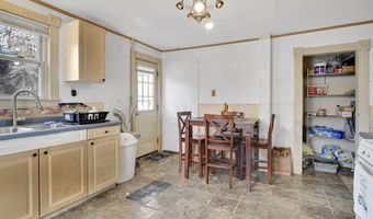 11 Addison St, Bristol, CT 06010