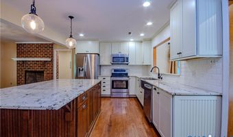 200 La Mae Cir, Aylett, VA 23009