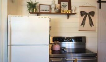 3015 S Central Ave, Ammon, ID 83406