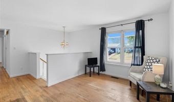 2348 Roland Dr, Arnold, MO 63010