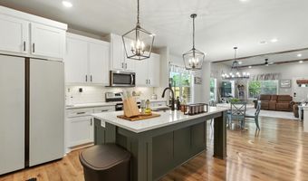 2501 Janet Dr, Benton, AR 72015