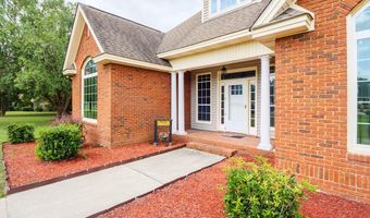 605 Plantation Dr, Adel, GA 31620