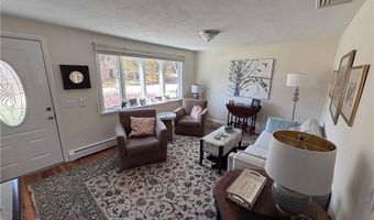 51 Surrey Ln, North Kingstown, RI 02852