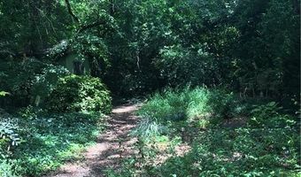 136 Bucher Dr, Decatur, GA 30030
