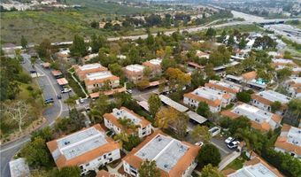 10335 Azuaga St 250, San Diego, CA 92129