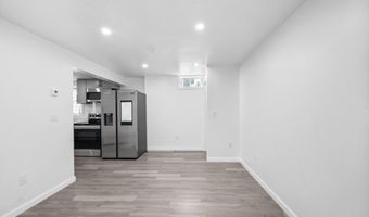 45 Chestnut St, Athol, MA 01331