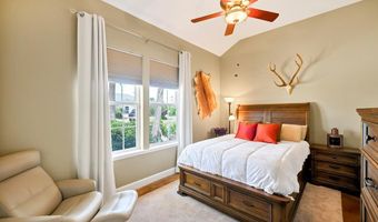 100 Dolphin Ct, Aransas Pass, TX 78336