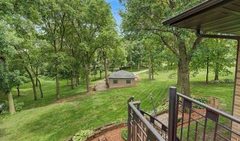 2349 Lake View Dr, Ames, IA 50010