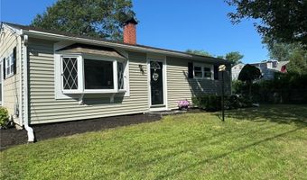 17 Rondeau Rd, Bellingham, MA 02019