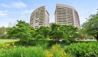 1300 CRYSTAL Dr 1102S, Arlington, VA 22202