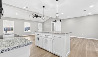 2300 Pine Ln, Barling, AR 72923