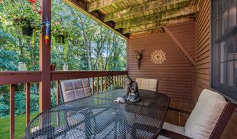 76 Pape Dr, Atlantic Highlands, NJ 07716