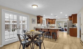 18 Greybirch Rd, Andover, MA 01810