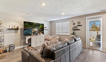 2064 S ORCHARD Dr, Bountiful, UT 84010