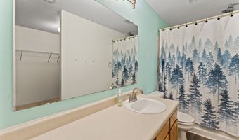 6911 Woodland Heights Dr, Avon, IN 46123