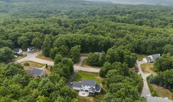 4 Dunnmoore Dr, Bow, NH 03304