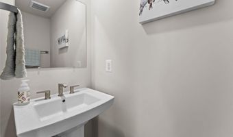 21805 EXPRESS Ter, Ashburn, VA 20147