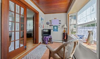 5 Wall St, Cromwell, CT 06416