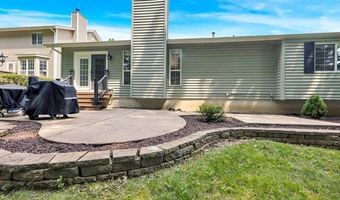 514 Great Hill Dr, Ballwin, MO 63021