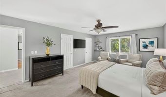 1751 Warmington Ct, Ballwin, MO 63021