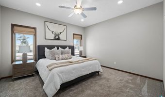 500 E Cairos Pl, Brandon, SD 57005