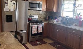 35 Merrimac St, Danbury, CT 06810