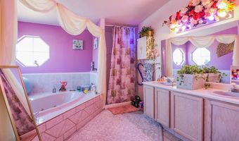 305 Santa Fe Dr, Alamogordo, NM 88310