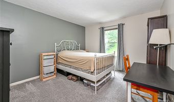 4823 Shamrogue Ct, Allison Park, PA 15101