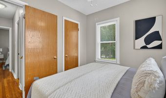 2741 57th St, Des Moines, IA 50310