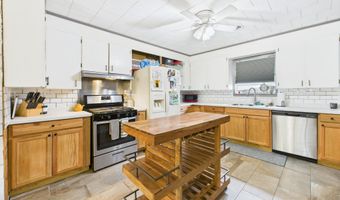 1016 Grace St, Abbeville, LA 70510