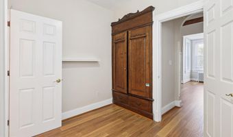 14 SEATON Pl NW, Washington, DC 20001