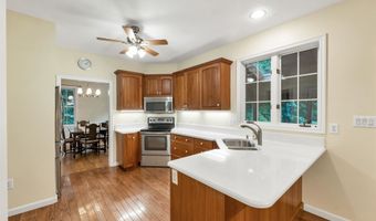 55 Dunlap Dr, Bedford, NH 03110